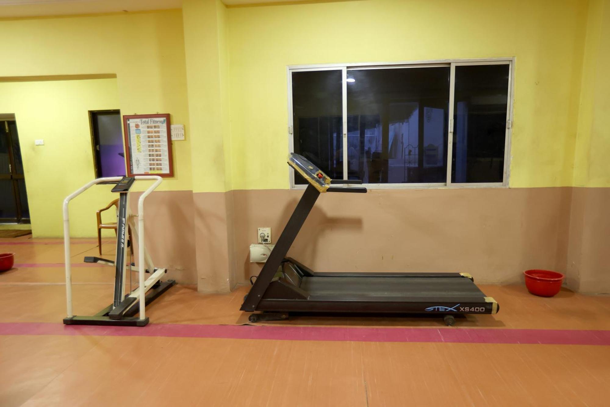 מלון Tiruchirappalli Breeze Residency מראה חיצוני תמונה